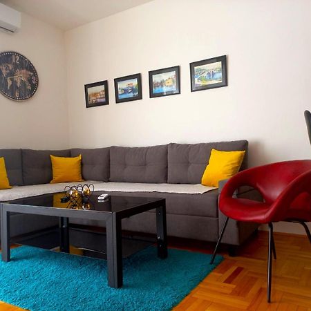 Agape C-52 Apartment Требине Екстериор снимка