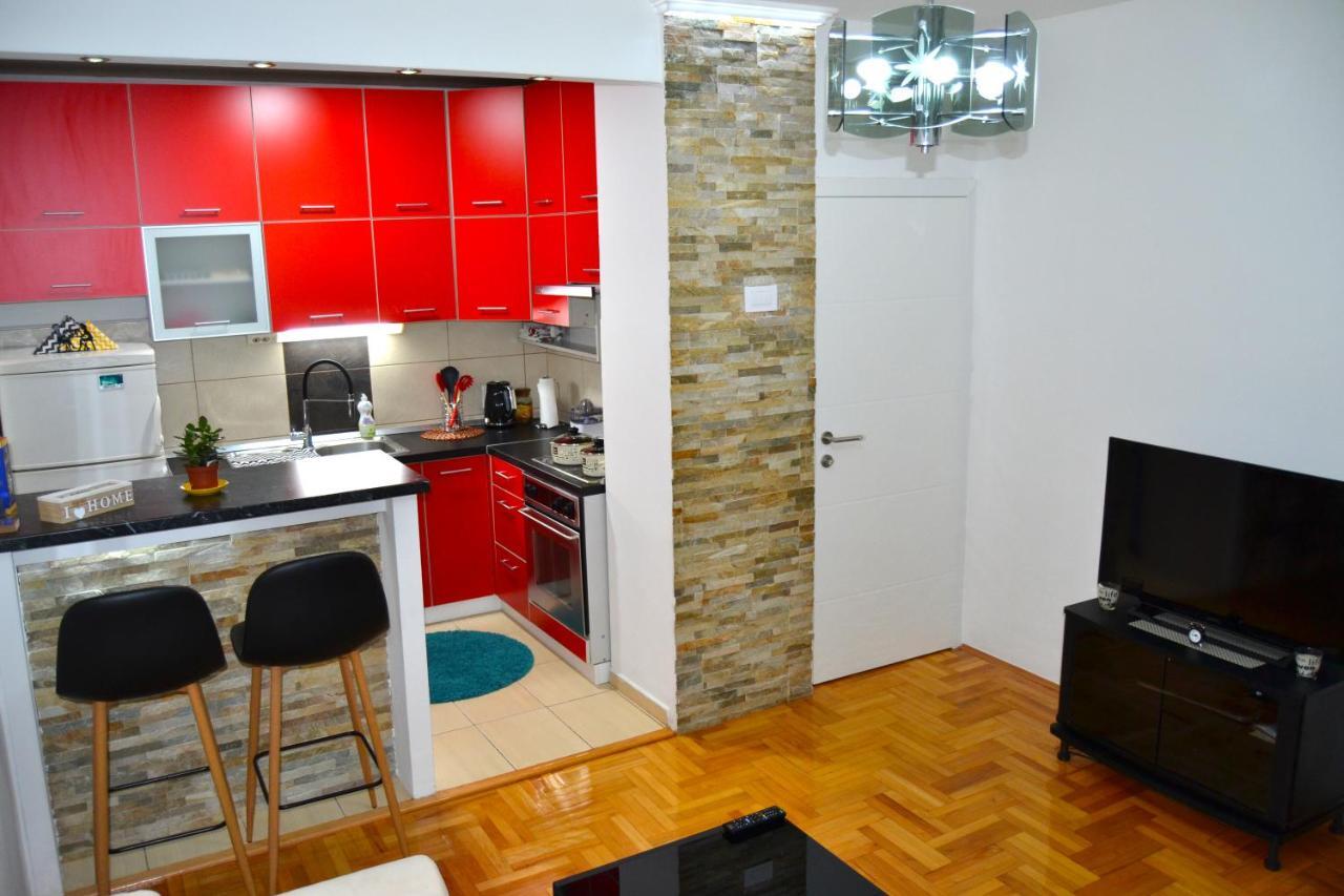 Agape C-52 Apartment Требине Екстериор снимка